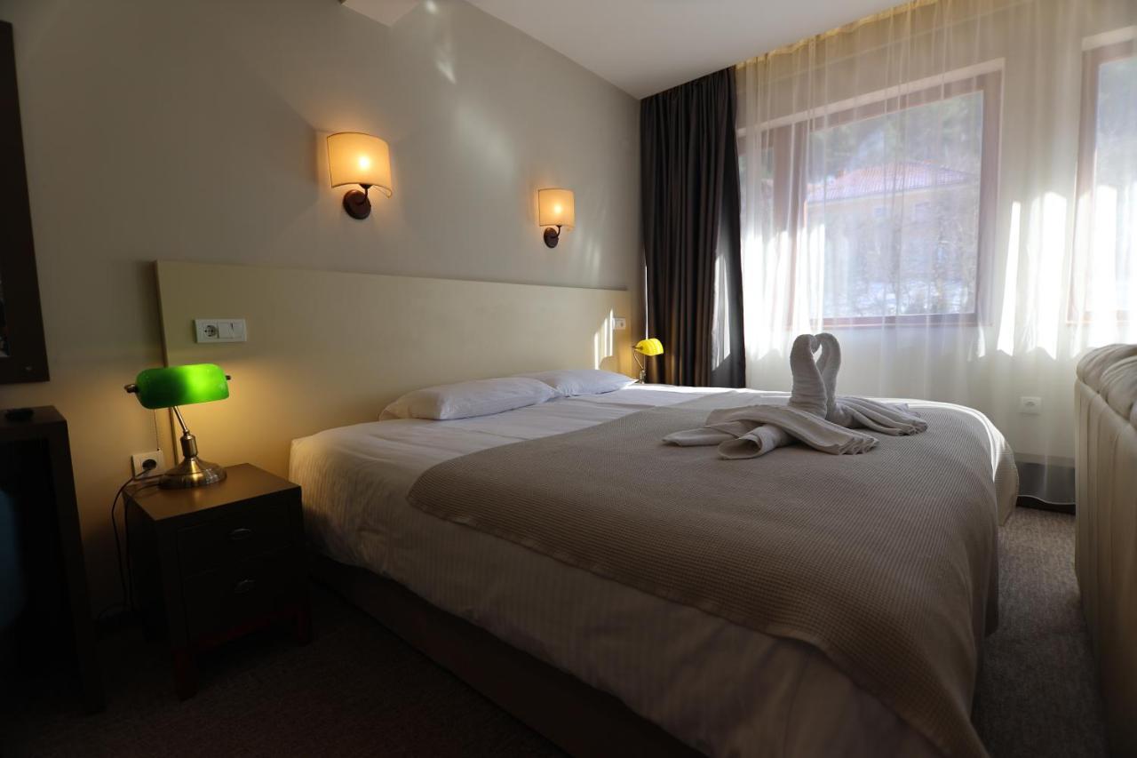 Hotel Happy 디미트로프그라드 외부 사진