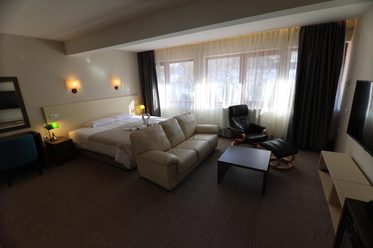 Hotel Happy 디미트로프그라드 외부 사진